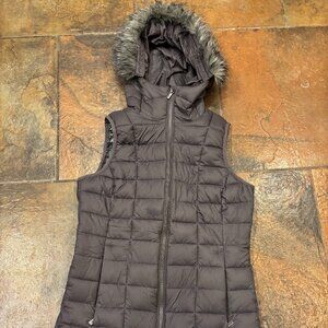 Women's Columbia Down Vest, Small, Light Brown